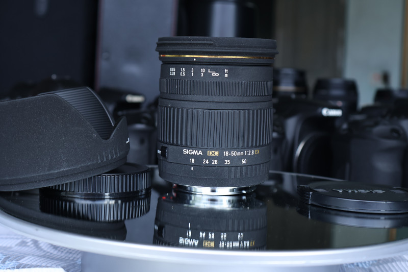 Lens  SIGMA AF 18-50mm F2.8 EX DC Canon EF - Phụ-kiện