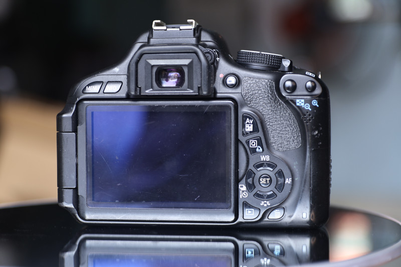 Máy ảnh Canon kiss x5 - Máy ảnh Canon