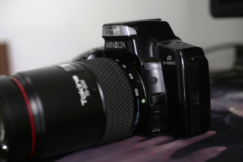 Máy ảnh phim Minolta 7700i & Minolta 5700i - Máy ảnh Phim