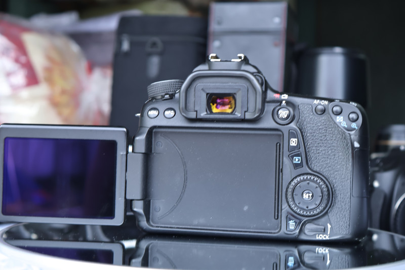 Máy ảnh Canon eos 70D - Full phụ kiện - Máy ảnh Canon